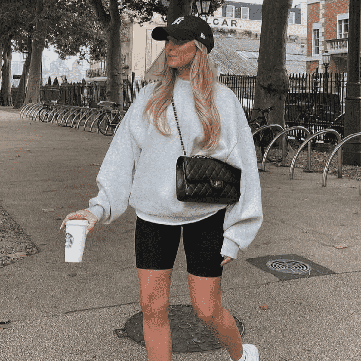 Streetwear Sweatshirt (290 GSM)